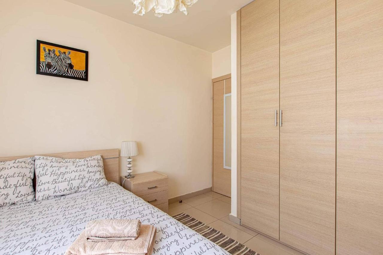 Lovely Bedroom In Shared Apartment Oroklini Ngoại thất bức ảnh