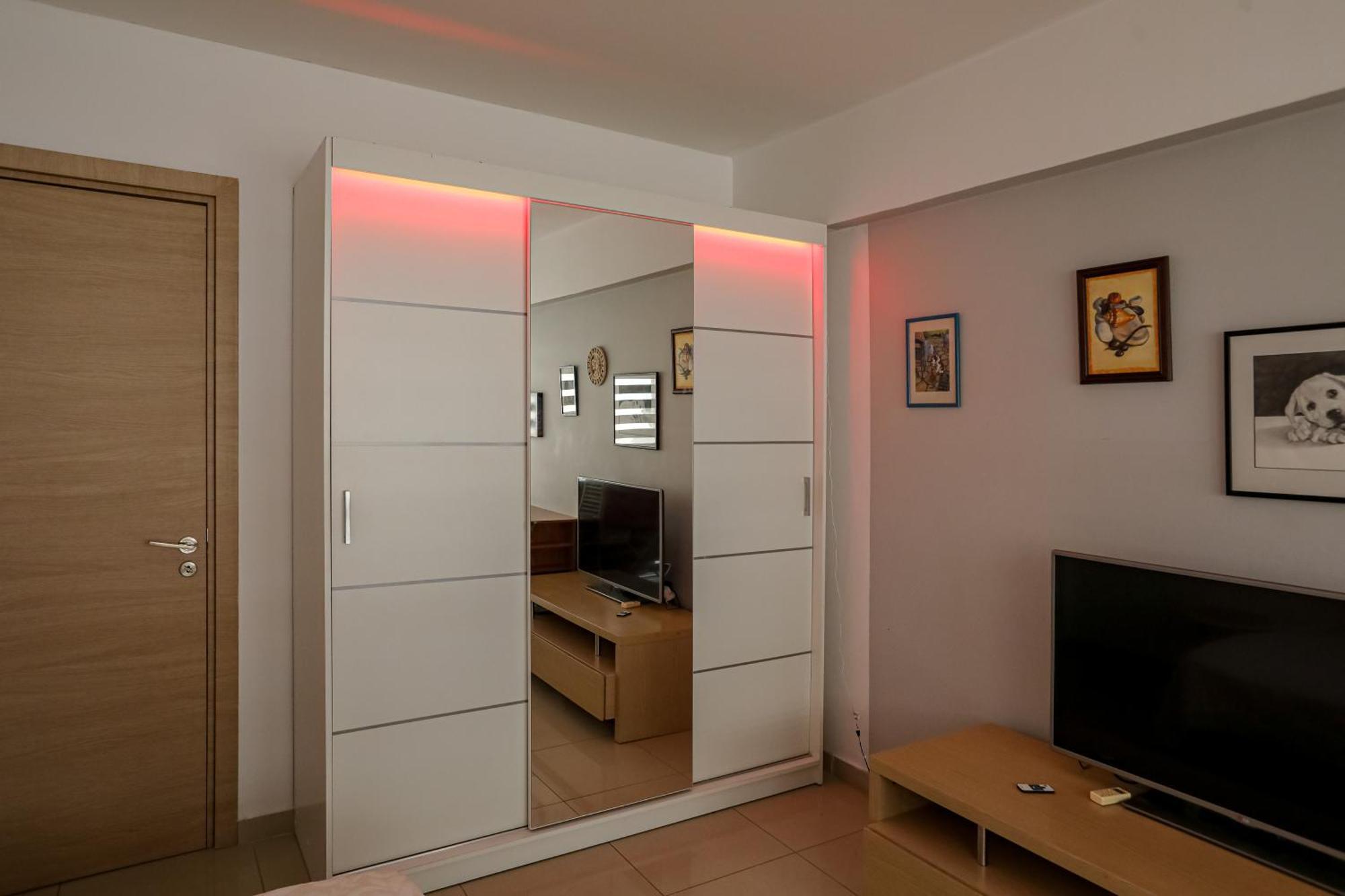 Lovely Bedroom In Shared Apartment Oroklini Ngoại thất bức ảnh