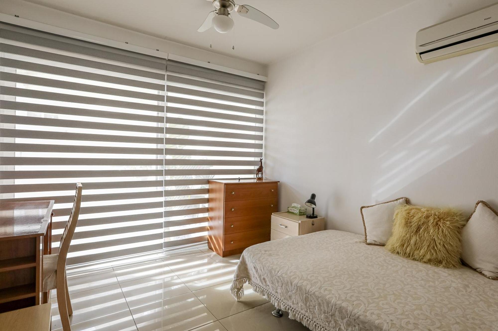 Lovely Bedroom In Shared Apartment Oroklini Ngoại thất bức ảnh